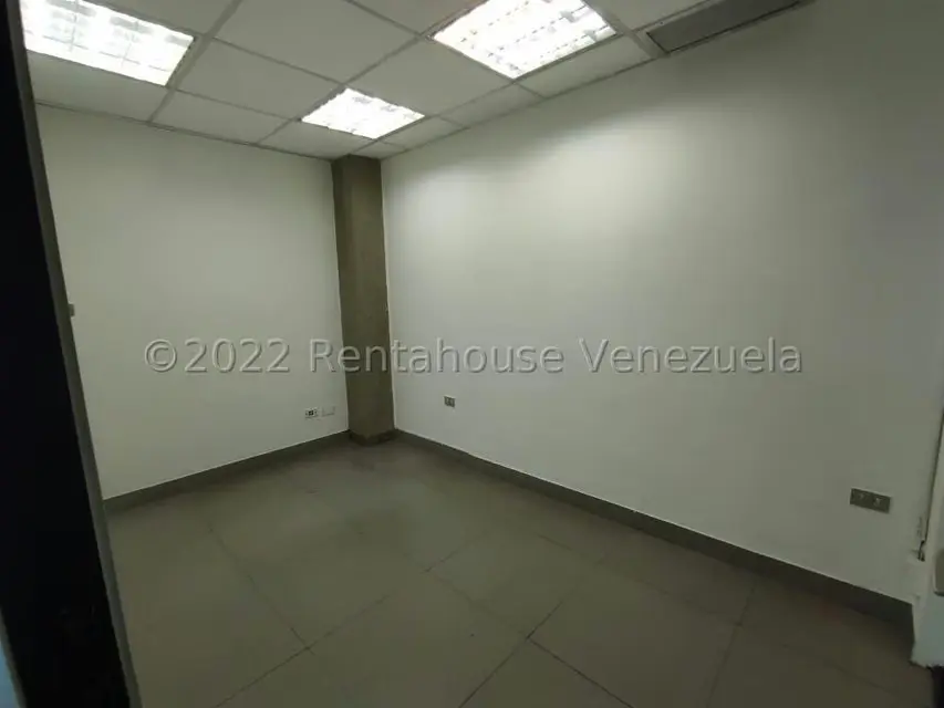 Oficina en Alquiler en Sabana Grande, Distrito Metropolitano - 8