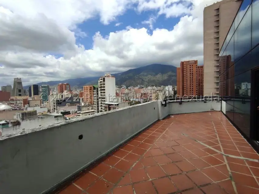 Oficina en Alquiler en Sabana Grande, Distrito Metropolitano - 10