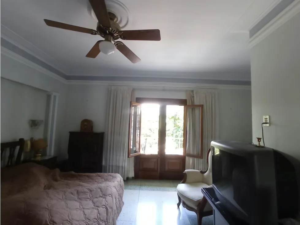 Vendo casa 900m2 San Román 9310 - 28
