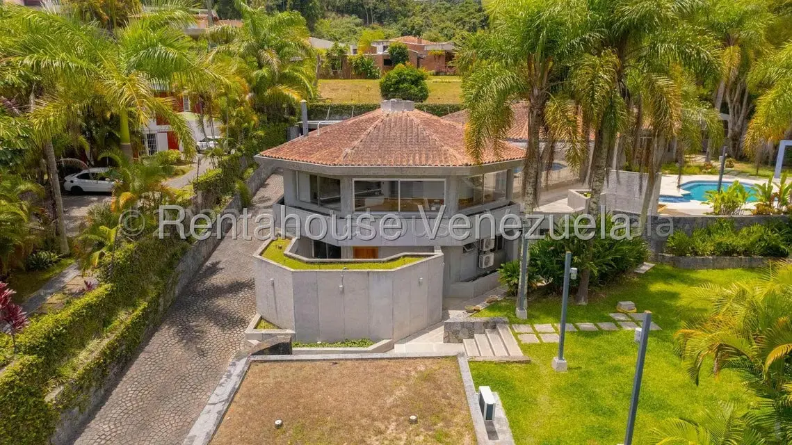 Casa (1 Nivel) en Venta en La Lagunita Country Club, Distrito Metropolitano - 2