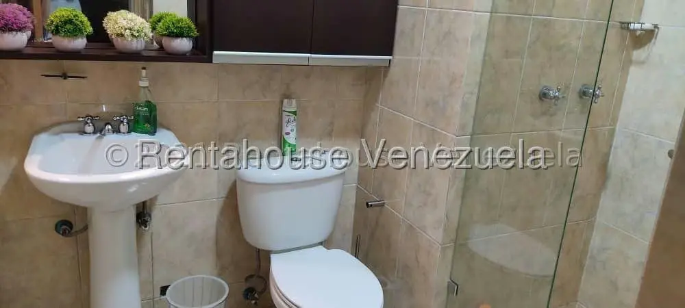 Apartamento (1 Nivel) en Venta en Oripoto, Distrito Metropolitano - 28