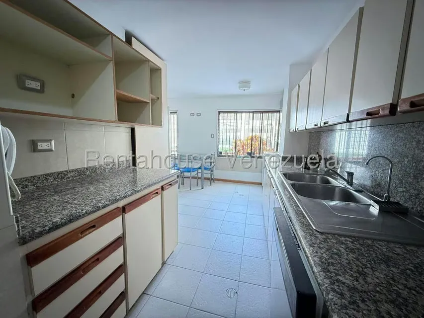 Apartamento (1 Nivel) en Venta en Los Samanes, Distrito Metropolitano - 8