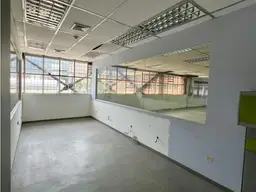 Vista 44