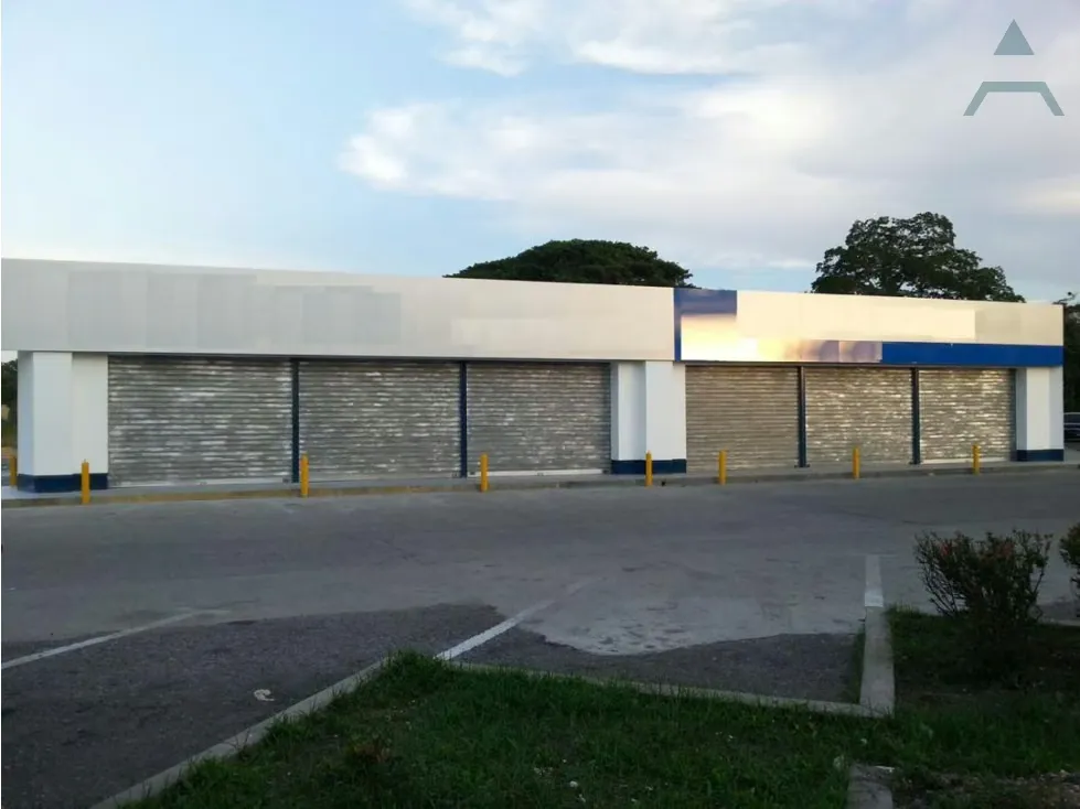 Se vende Locales comerciales 156m² y 65m² Rio Chico