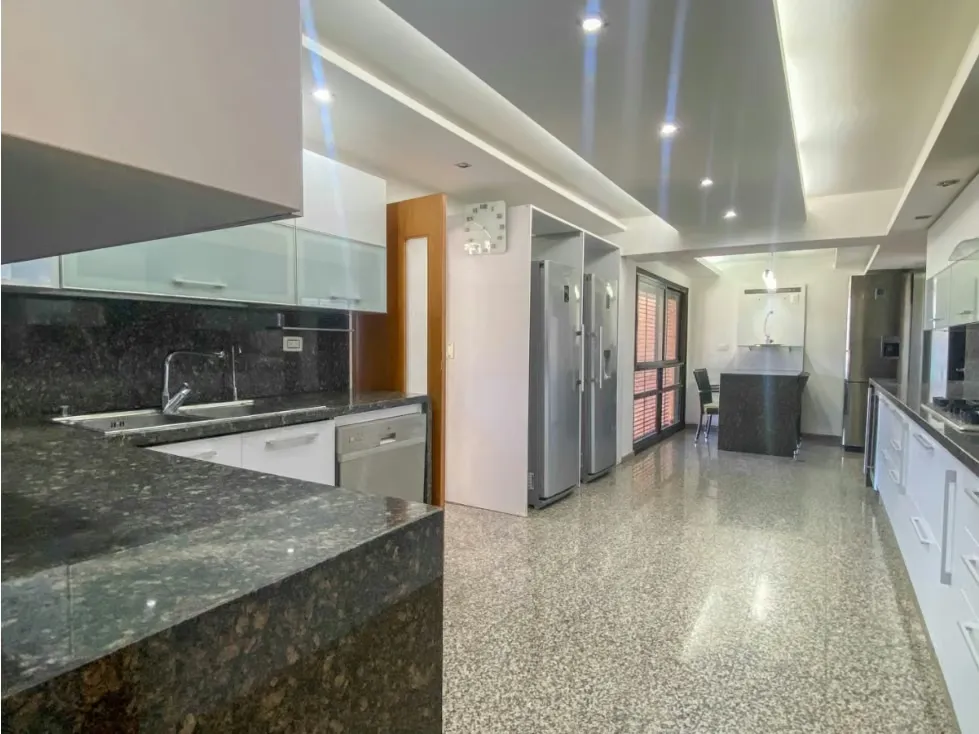 Vendo/Alquilo Ph triplex 400m2 Av. Sucre Los Dos Caminos 6399 - 8