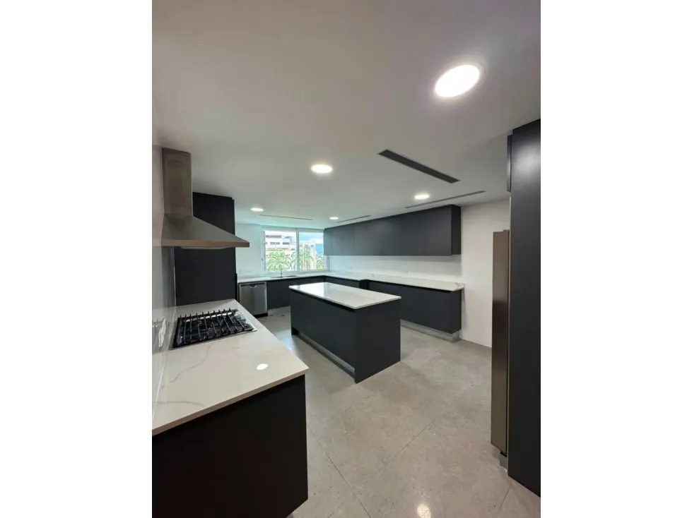 Se vende Apto 360m² 4h+s/6b/2p Los Chorros - 5