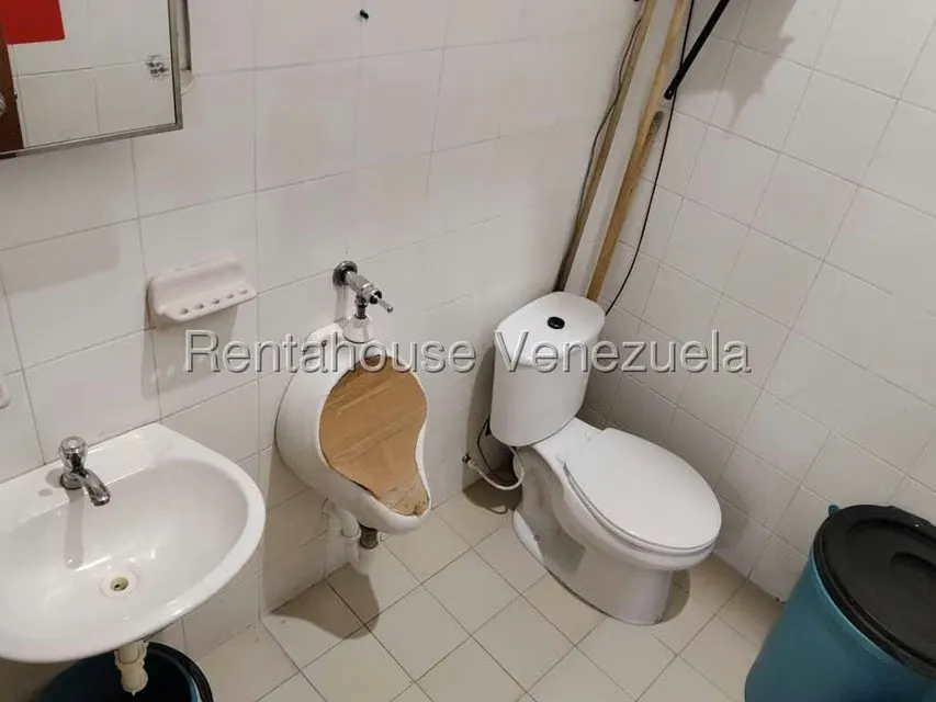 Local Comercial en Venta en Centro, Lara - 18