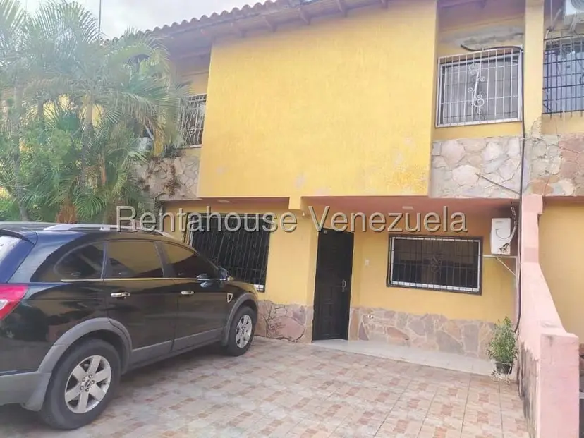 Casa (Duplex) en Venta en La Piedad Norte, Lara
