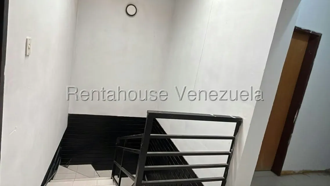 Casa (Duplex) en Venta en La Piedad Norte, Lara - 16