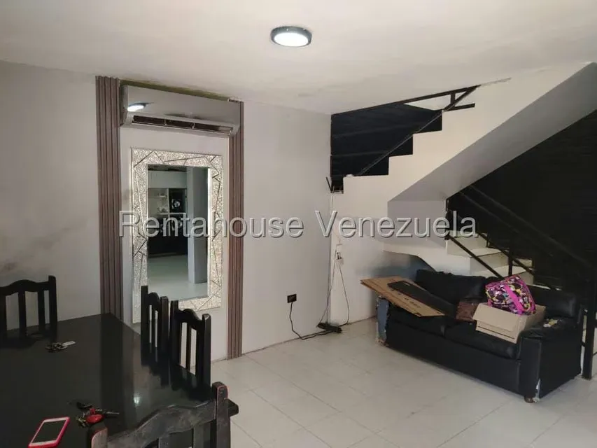 Casa (Duplex) en Venta en La Piedad Norte, Lara - 3
