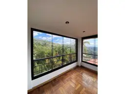 View 32