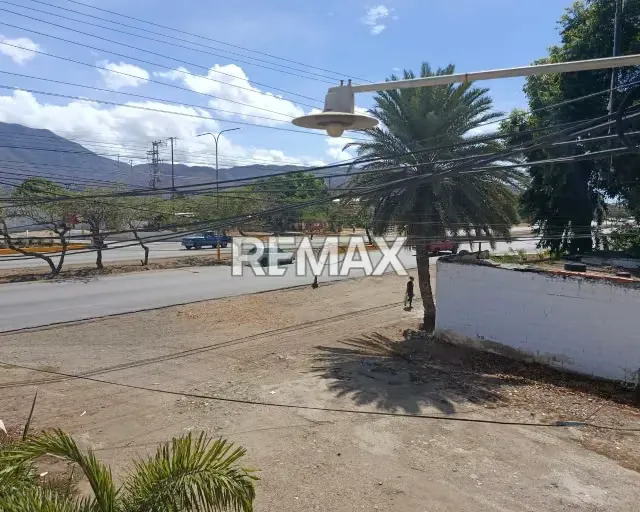 UBICACION PREMIUM GRAN TERRENO CON LOCAL COMERCIAL EN SAN ANTONIO - 16