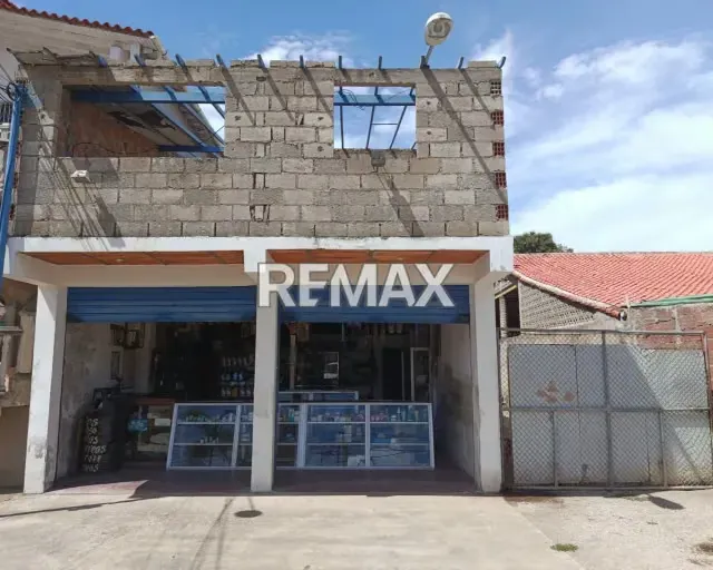 UBICACION PREMIUM GRAN TERRENO CON LOCAL COMERCIAL EN SAN ANTONIO - 4