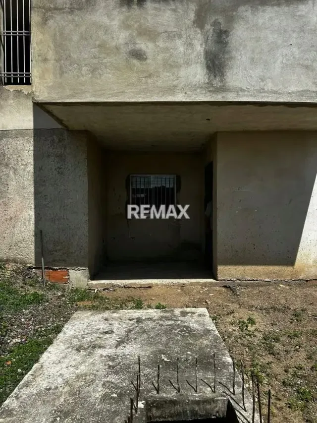 VENTA | Town House en Lienzo Gris en Urb. Las Orquídeas – San Joaquín de Turmero