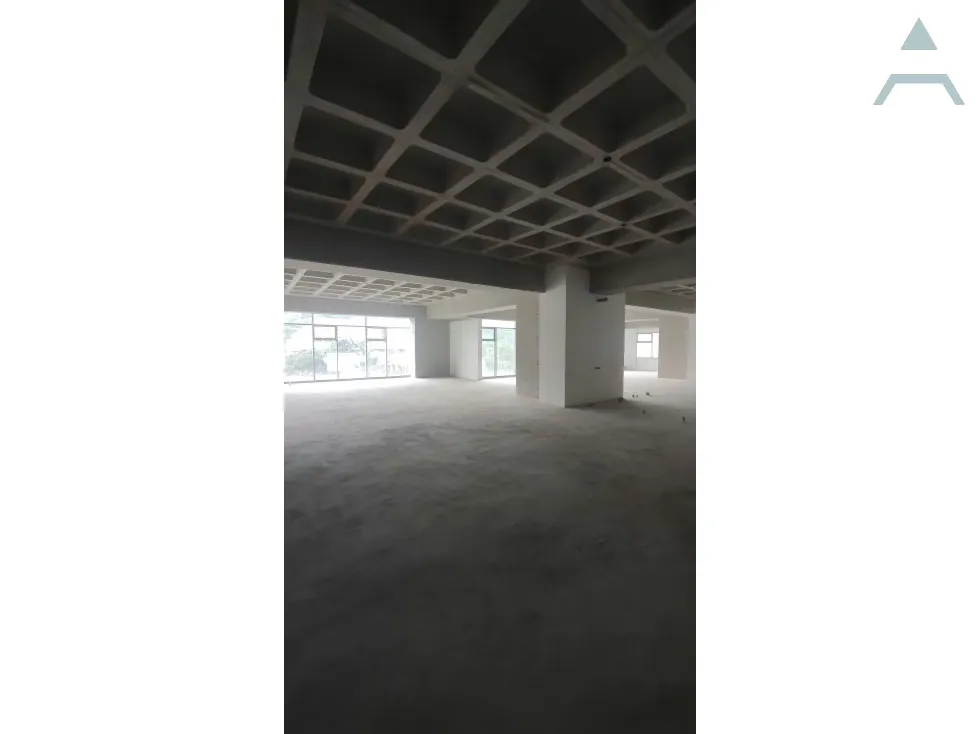Se alquila Oficina 135m² Las Mercedes - 6