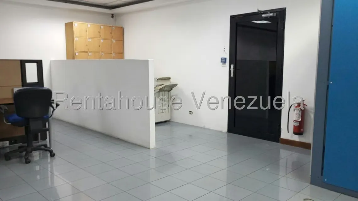 Oficina en Alquiler en La Urbina, Distrito Metropolitano - 30