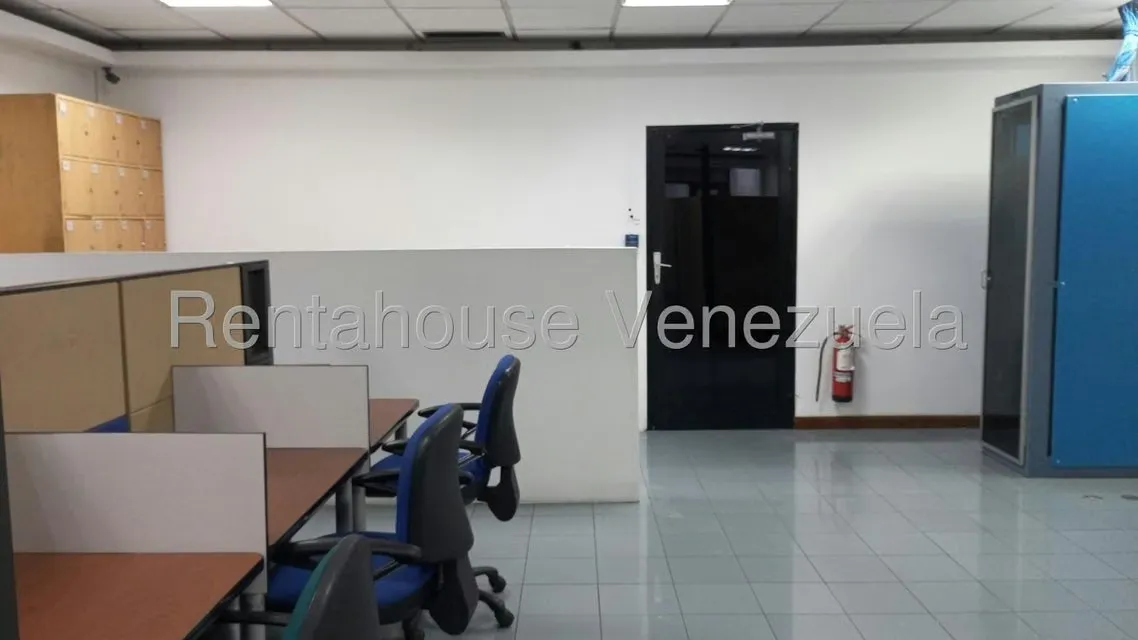 Oficina en Alquiler en La Urbina, Distrito Metropolitano - 43