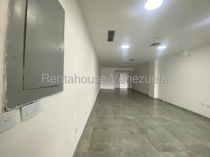 Local Comercial en Alquiler en La Granja, Carabobo - 16