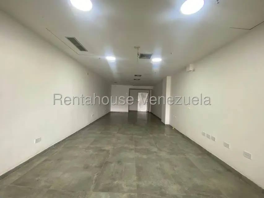 Local Comercial en Alquiler en La Granja, Carabobo - 3