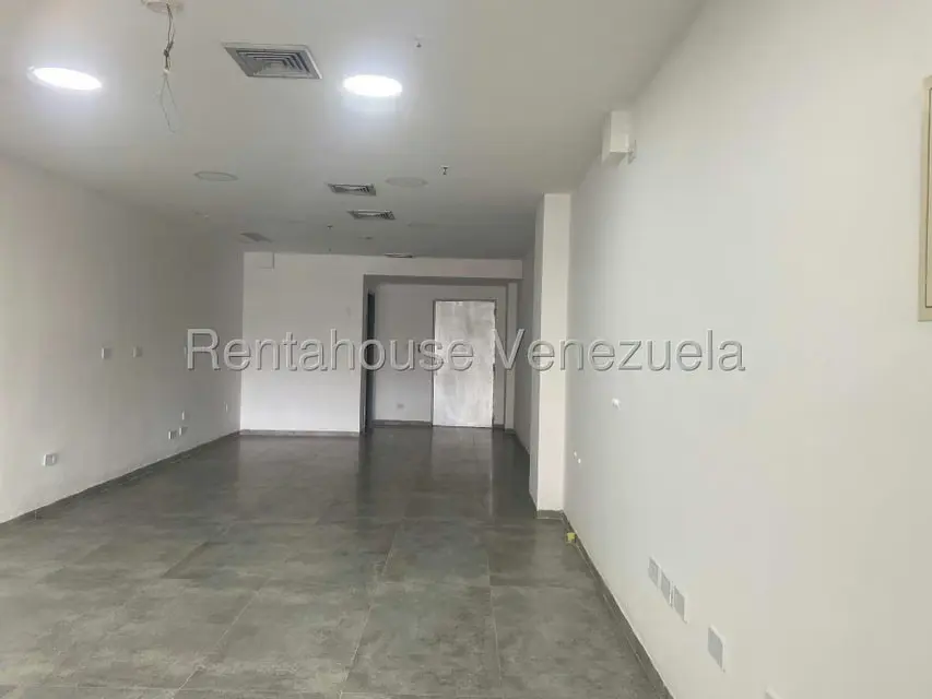 Local Comercial en Alquiler en La Granja, Carabobo - 8