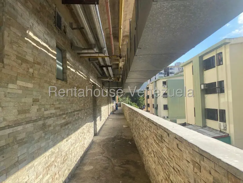 Local Comercial en Alquiler en La Granja, Carabobo - 10