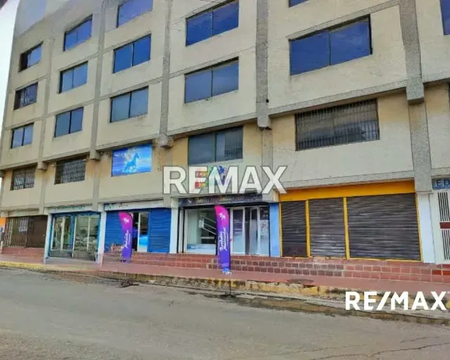 ESPACIOSO Y FUNCIONAL LOCAL EN VENTA CENTRO DE PORLAMAR MARIÑO ISLA DE MARGARITAPORLAMAR - 5
