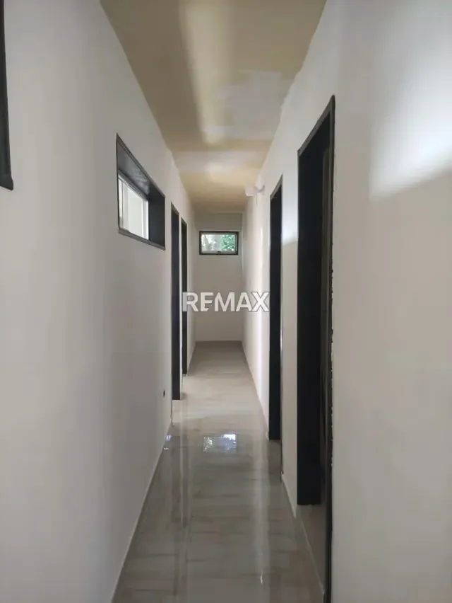 SE ALQUILA LOCAL COMERCIAL EN CABUDARE 68 M2 - 3
