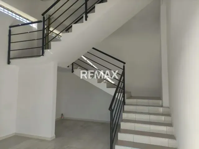 SE ALQUILA LOCAL COMERCIAL EN CABUDARE 68 M2 - 4