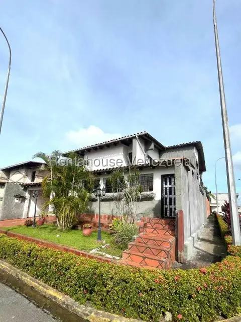 Casa (Duplex) en Venta en Maturin, Monagas