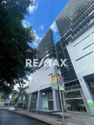 OFICINA EN VENTA EN LAS MERCEDES TORRE CFM - 3