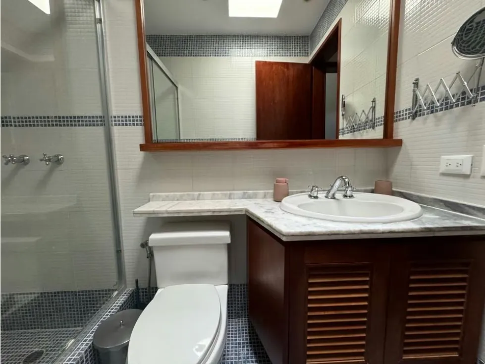 Se vende casa 464m2 La Lagunita 0399 - 17