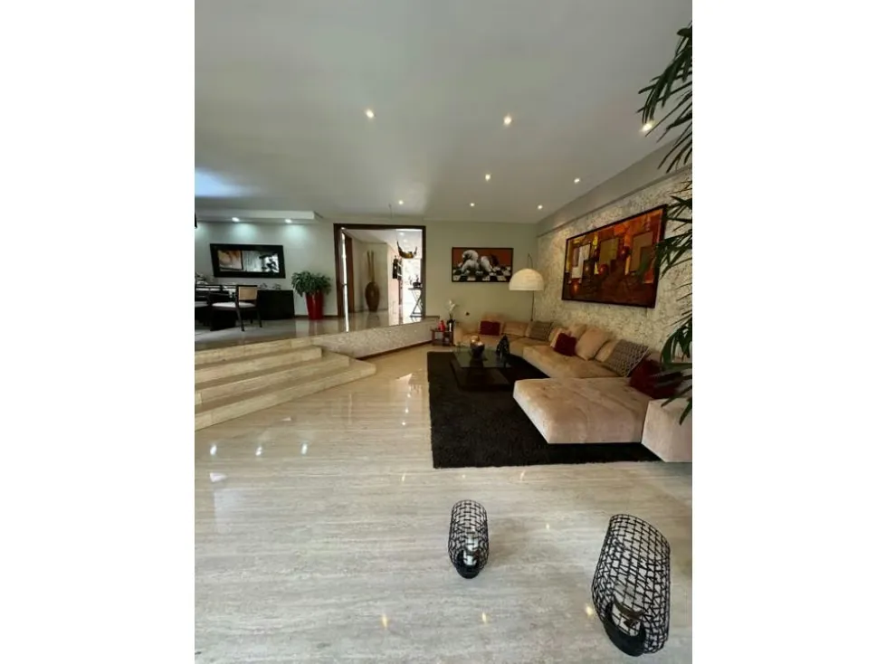 Se vende casa 464m2 La Lagunita 0399 - 4