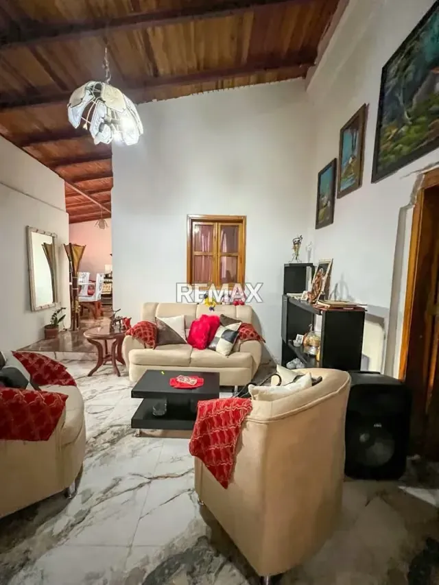 Apartamento en Venta, tipo Estudio propiedad horizontal Ubicado en la Carrera 10, Centro SAN CRITOBAL - 10