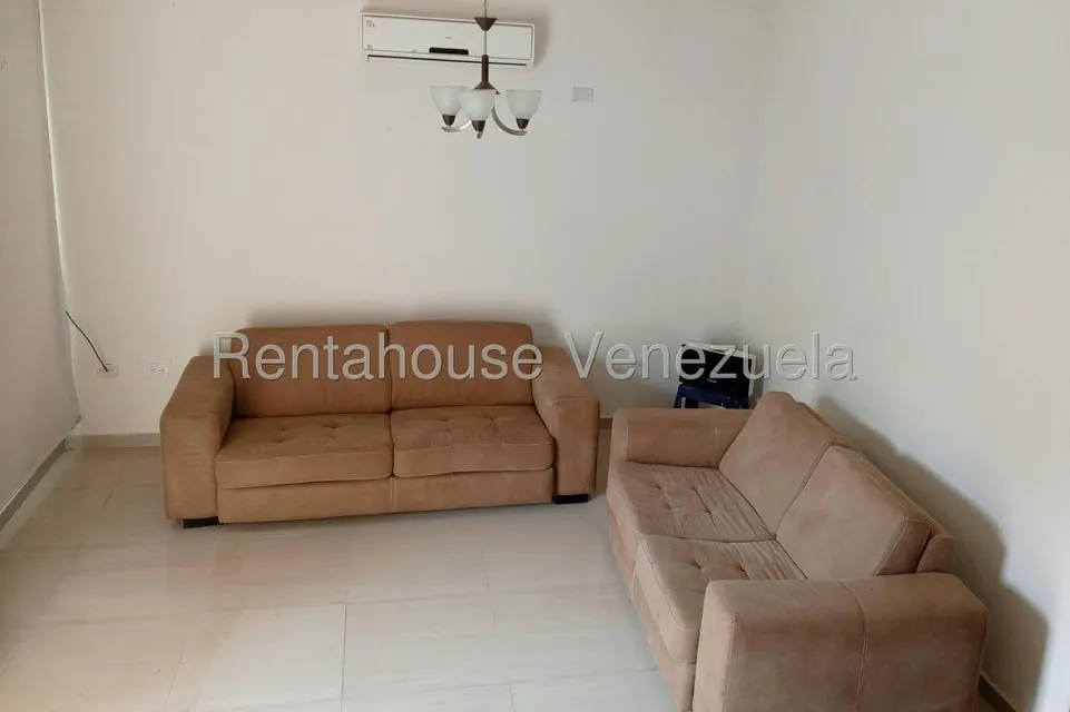 Townhouse (Duplex) en Venta en Sector Centro Monay, Trujillo - 4