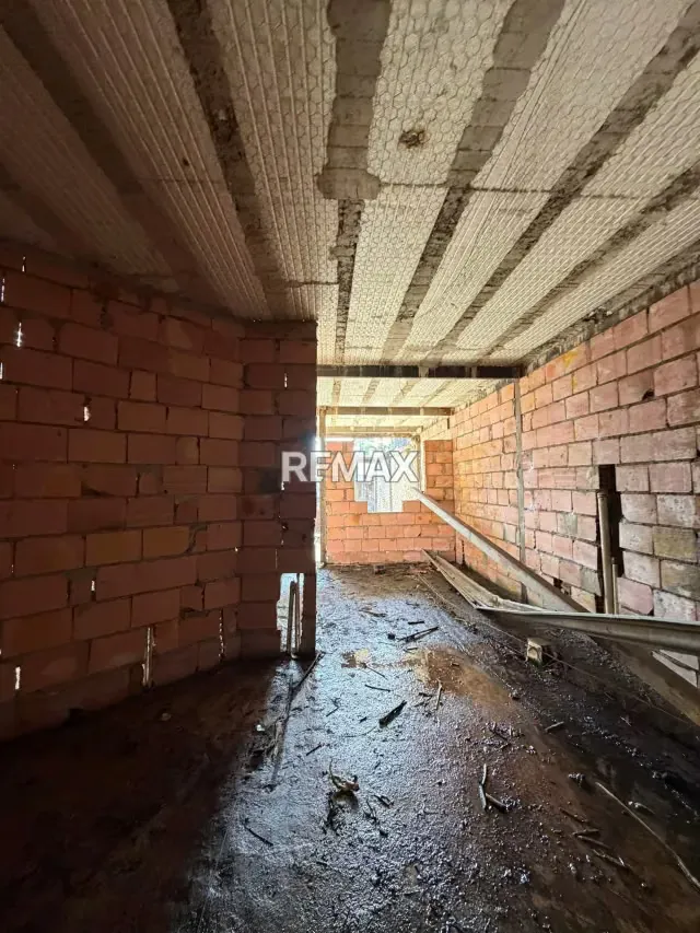 En Venta Propiedad con avance de construcción Ubicada En el Junco parte Alta - 11