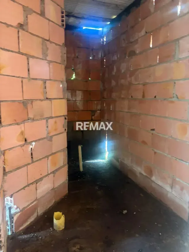 En Venta Propiedad con avance de construcción Ubicada En el Junco parte Alta - 9