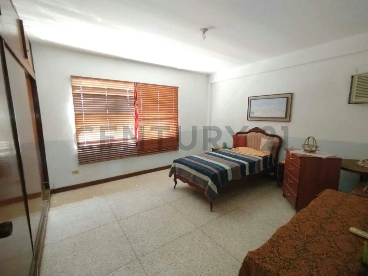 Alquiler de Apartamento amplio y con excelente ubicacion - 11