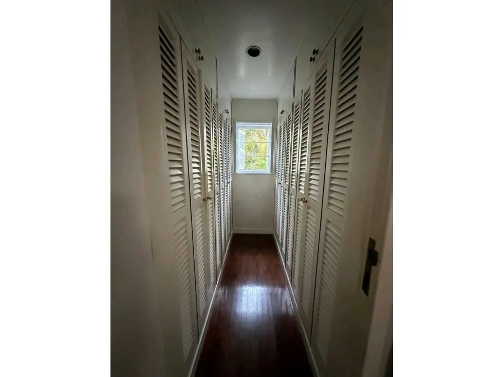 Se Vende Casa 650 M2 en la Urbanización Altamira - 11