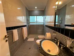 View 18