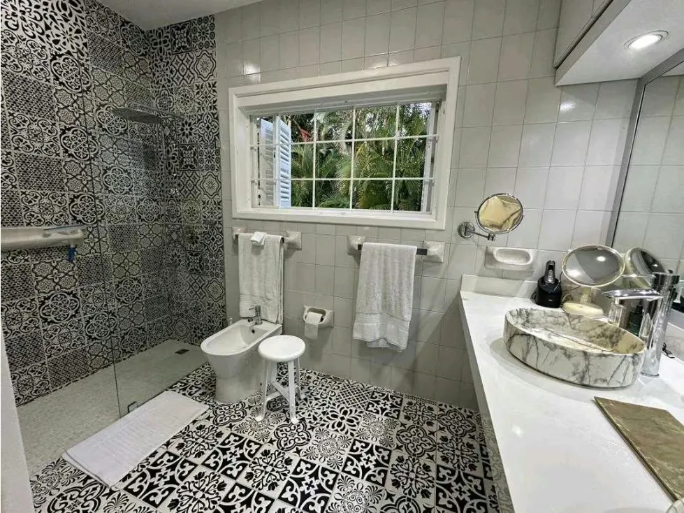 Se Vende Casa 650 M2 en la Urbanización Altamira - 19