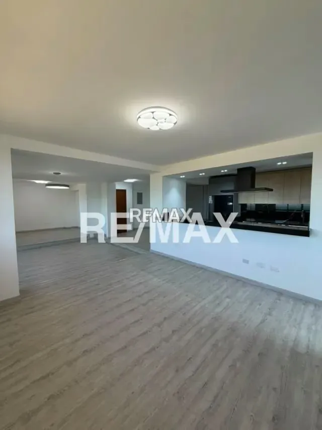Apartamento en Venta Edif. Imataca - 2