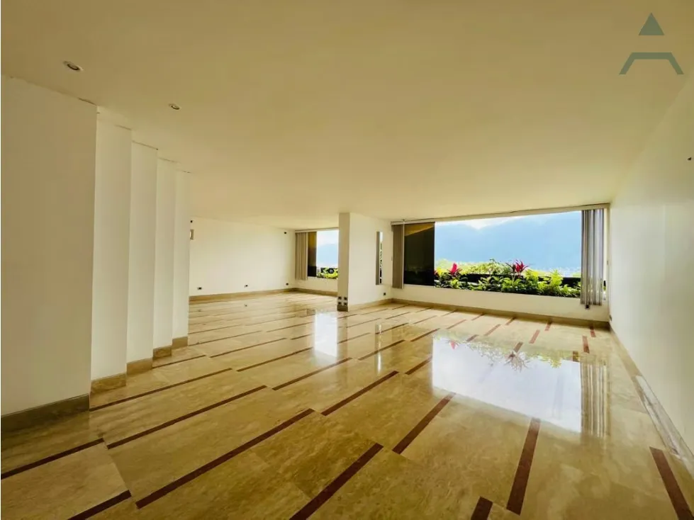 Se vende Apto 246m² 3h+2s/3.5b+s/2p Lomas de San Roman - 3