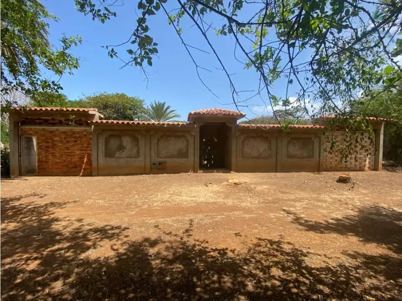 Se vende/alquila Terreno 800m² La Asunción