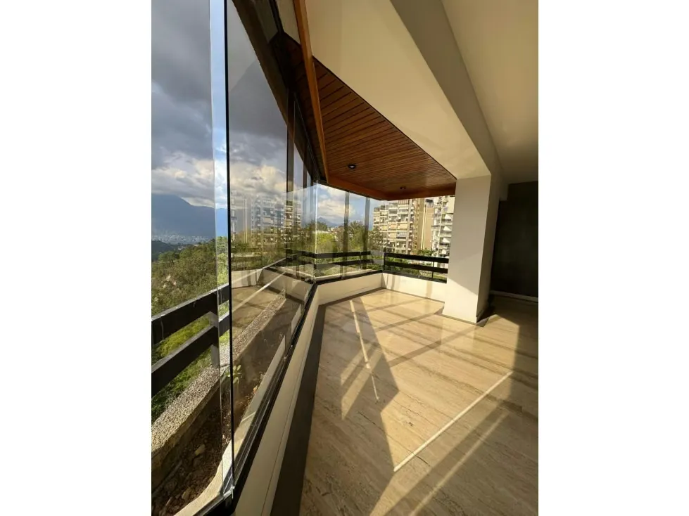 Apartamento en venta o alquiler 135m², Urb Los Naranjos del Cafetal - 2