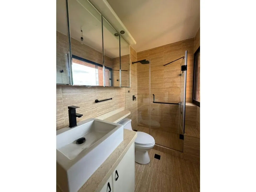 Apartamento en venta o alquiler 135m², Urb Los Naranjos del Cafetal - 6