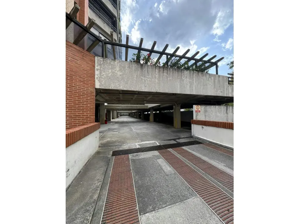 Apartamento en venta o alquiler 135m², Urb Los Naranjos del Cafetal - 9