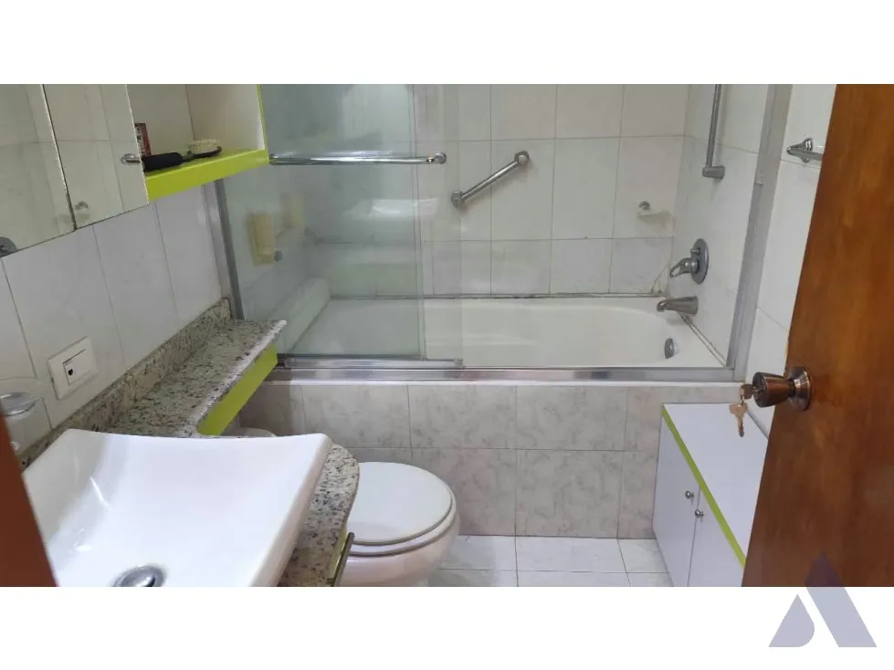 Se alquila apartamento 86m2 Escampadero 8465 - 8