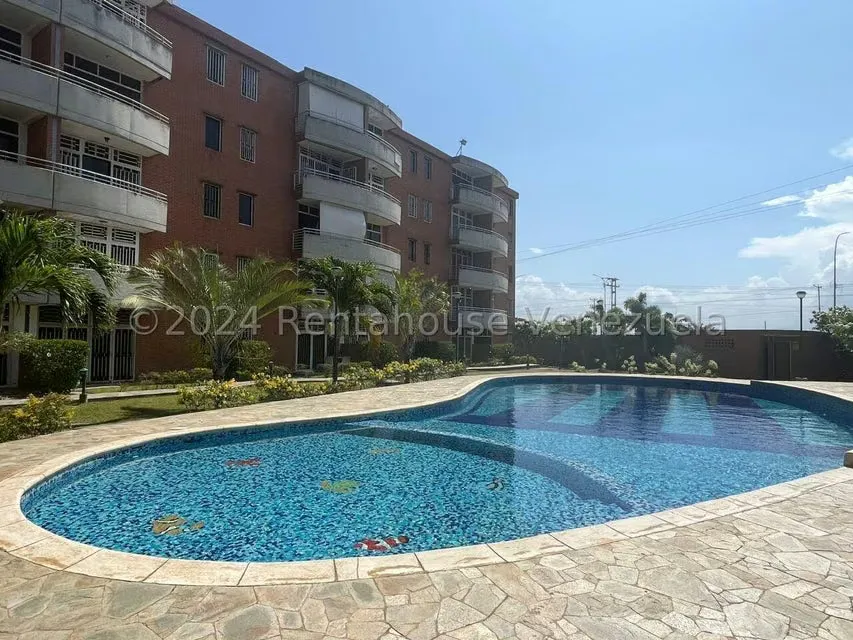 Apartamento (1 Nivel) en Venta en Agua Sal, Miranda - 2