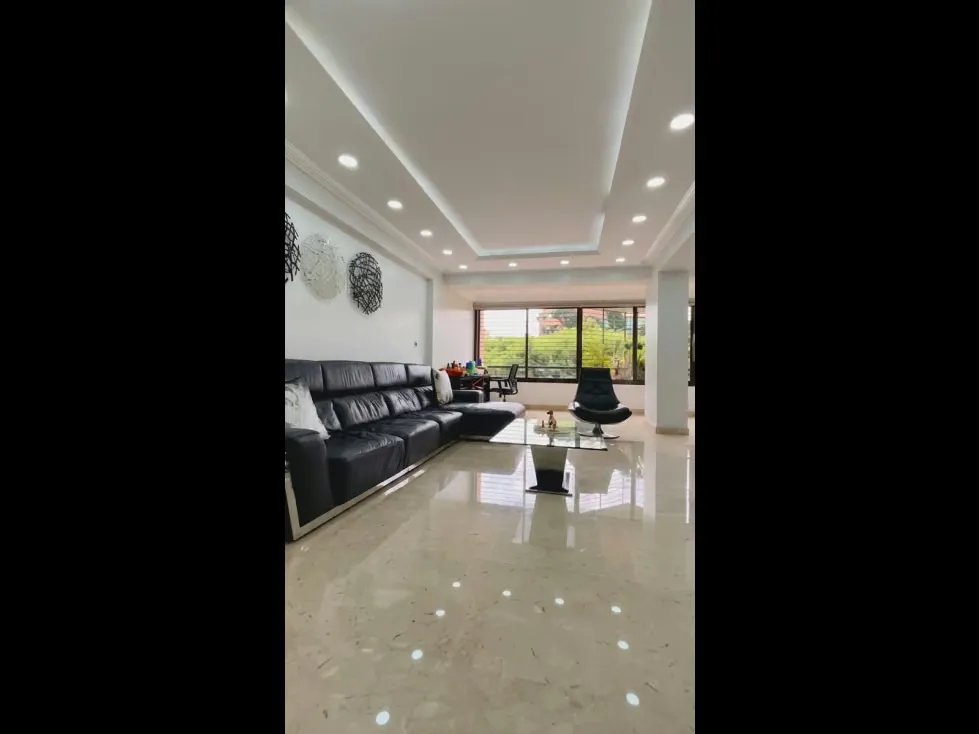 Vendo lindo apartamento 268m2 Campo Alegre 8978