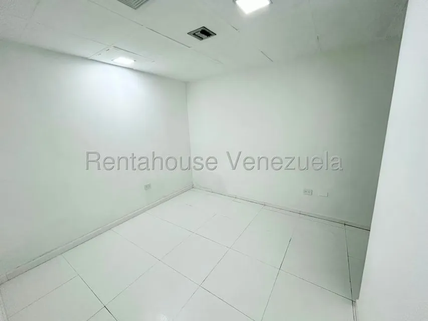 Local Comercial en Venta en Parroquia Santa Rosa, Lara - 17